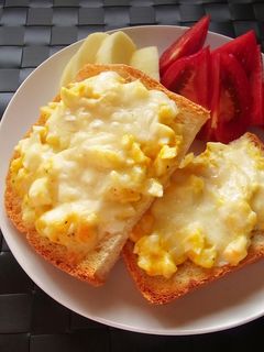 タルタル好きに捧ぐ★ゆで卵チーズトースト-レシピのメイン写真