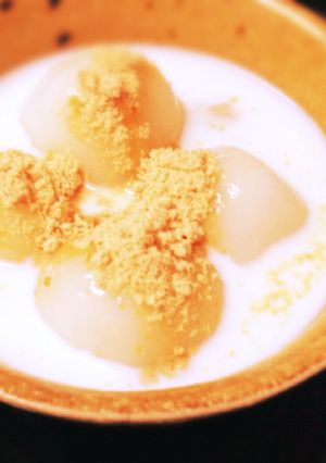ホット白玉ミルク。きな粉で健康スイーツ！-レシピのメイン写真