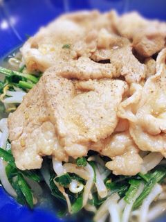 簡単!☆もやしとニラの豚こま炒め☆-レシピのメイン写真
