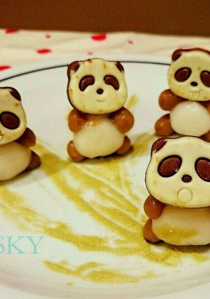 可愛いおやつ＊立体♪♪さくさくぱんだ団子-レシピのメイン写真