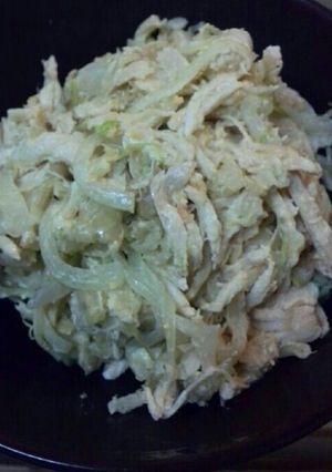 蒸し鶏とキャベツのクリチにんにく味噌和え-レシピのメイン写真