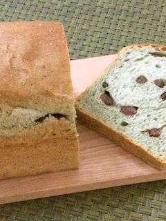 よもぎと小豆の食パン-レシピのメイン写真