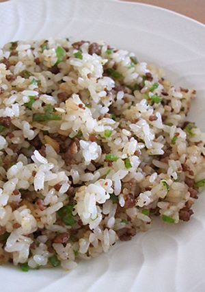 我が家のひき肉とピーマンのシンプル炒飯-レシピのメイン写真