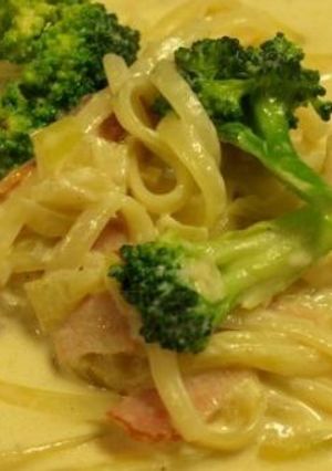 ブロッコリーとベーコンのクリームパスタ-レシピのメイン写真