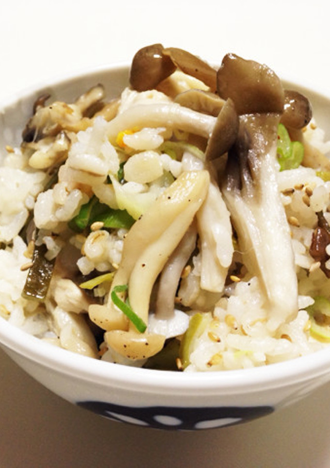 きのこが主役の、炊き込みご飯-レシピのメイン写真