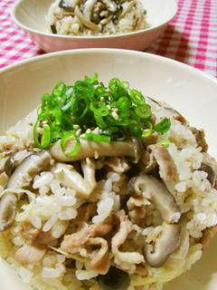 茸と豚肉の炊き込みご飯-レシピのメイン写真