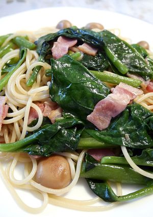 つるむらさきとベーコン☆めんつゆパスタ-レシピのメイン写真