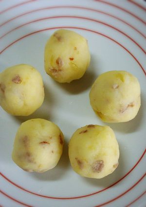 離乳食 手づかみ コロコロ♪じゃがボール-レシピのメイン写真