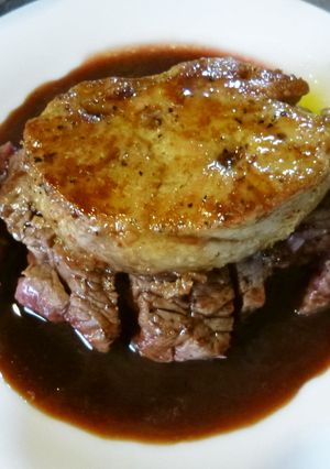 牛ヒレ肉とフォアグラのバルサミコ酢ソース-レシピのメイン写真