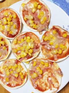 ぎょうざの皮でパリッとなんちゃってピザ-レシピのメイン写真