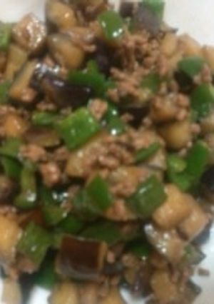ご飯のお供♪茄子とピーマンの挽き肉炒め-レシピのメイン写真