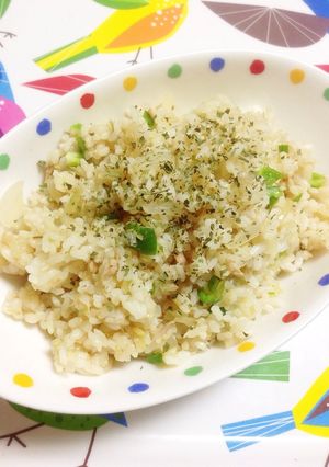 超簡単！おやつや夜食に！ツナチャーハン-レシピのメイン写真