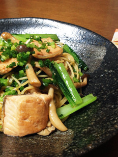秋鮭のしょうゆマヨパスタ-レシピのメイン写真