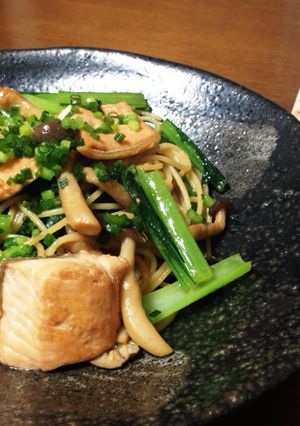 秋鮭のしょうゆマヨパスタ-レシピのメイン写真