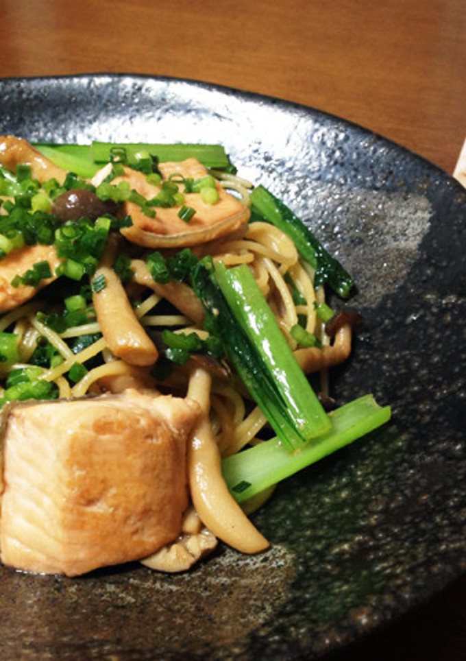 秋鮭のしょうゆマヨパスタ-レシピのメイン写真
