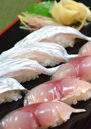 魚が手に入ったら握り寿司！②　タチウオ-レシピのメイン写真