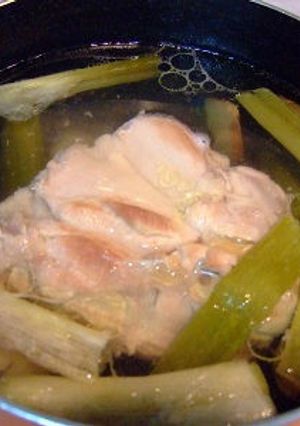 鶏モモ肉のスープ、中華風。-レシピのメイン写真