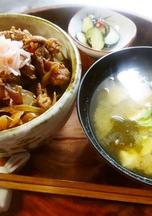 10分で完成♪あまから豚コマ炒め丼-レシピのメイン写真