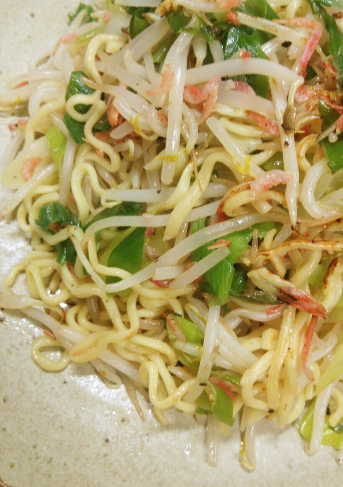 簡単、もやしたっぷり塩焼きそば-レシピのメイン写真
