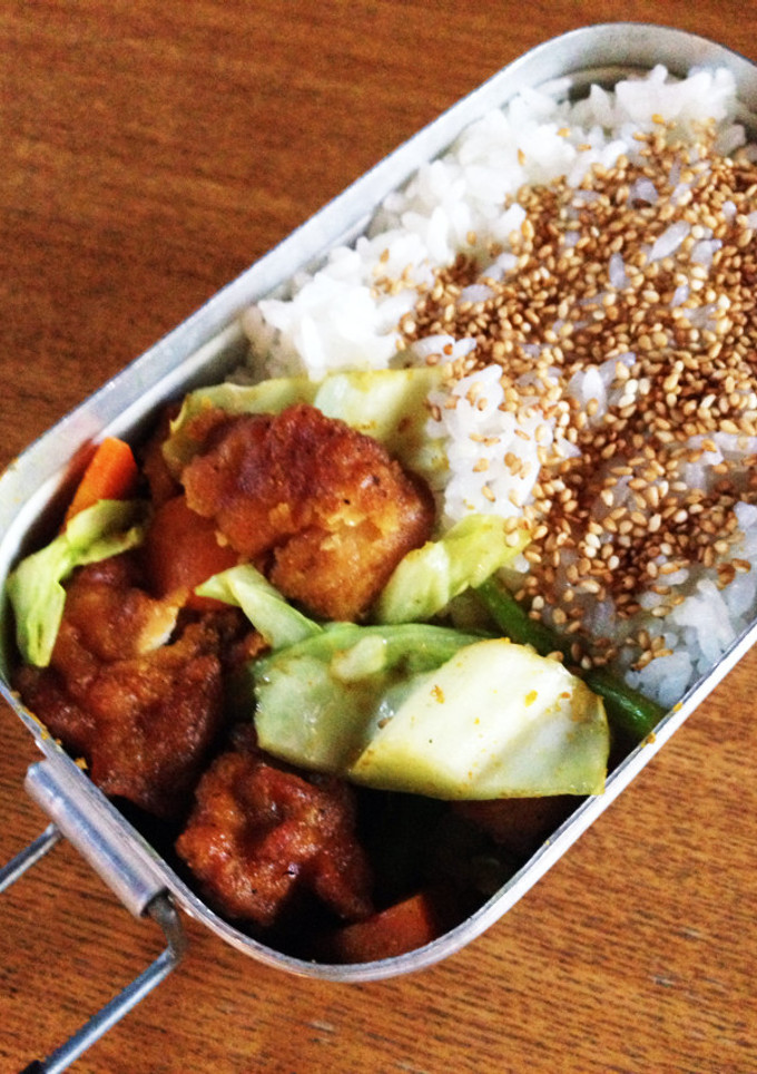 旦那さんのお弁当＊カレー味唐揚げ弁当-レシピのメイン写真