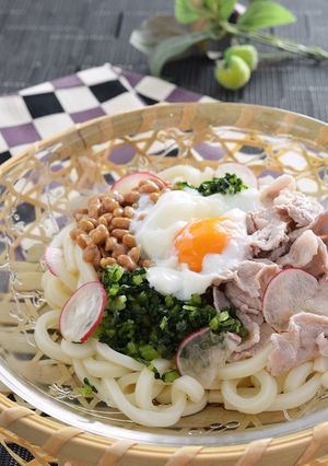 とろ~り温泉卵のっけ♪ごちそーうどん-レシピのメイン写真