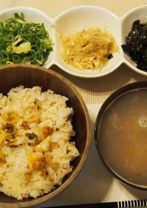 ホヤの炊き込みご飯-レシピのメイン写真