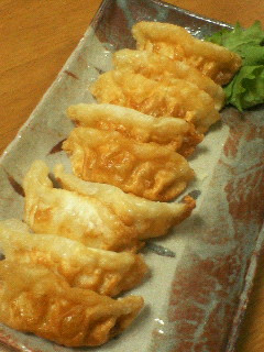 余り物大集合!ポテサラチーズ餃子♪-レシピのメイン写真