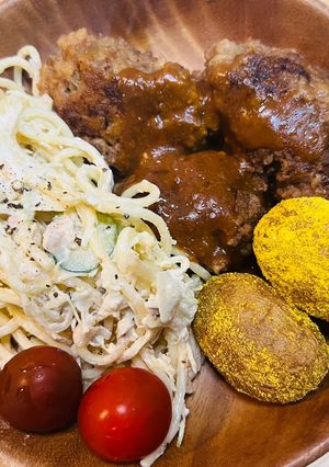 ごはんにあうソース卵風味で簡単ハンバーグ-レシピのメイン写真