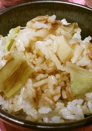 シンプルで美味！帆立と長ねぎの炊込ご飯-レシピのメイン写真