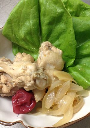 夕食にもう一品★鶏手羽元と梅干しの煮込み-レシピのメイン写真