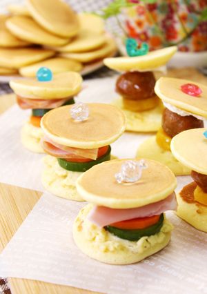 ミニパンケーキのピンチョス♡おかず編-レシピのメイン写真