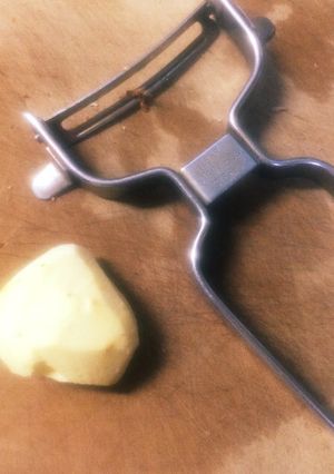 簡単☆ピーラーで栗の皮むき-レシピのメイン写真