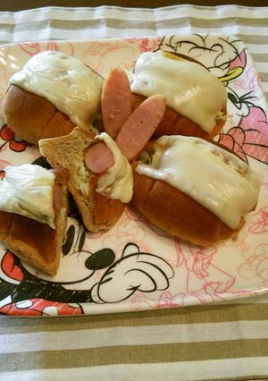 朝食＊ランチに！ロールパンホットドッグ♪-レシピのメイン写真