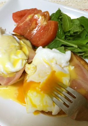 我が家のエッグベネディクト-レシピのメイン写真