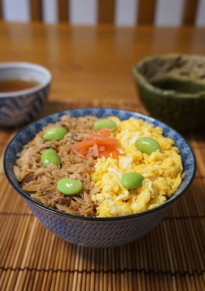 ランチに☆鯖のそぼろと炒り卵の3色丼-レシピのメイン写真