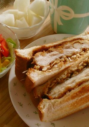 揚げたてチキンカツサンド♪-レシピのメイン写真