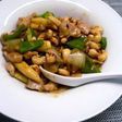 鶏肉とカシューナッツの炒めもの