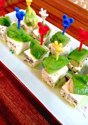 ハーブ塩豆腐とアボカドのピンチョス-レシピのメイン写真