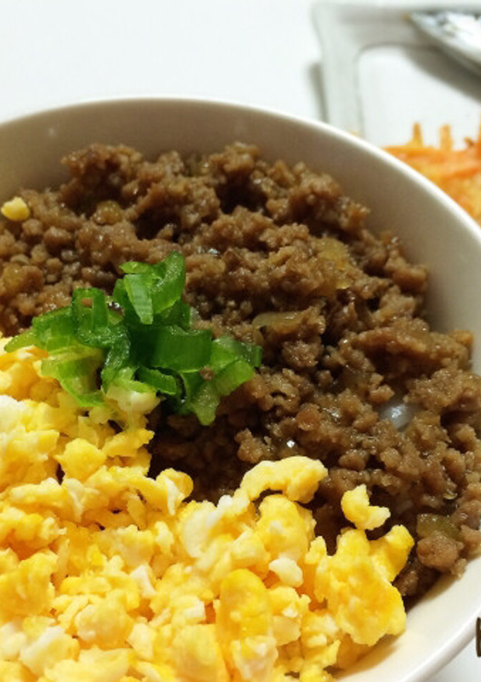 挽き肉と玉ねぎで作るそぼろ★-レシピのメイン写真
