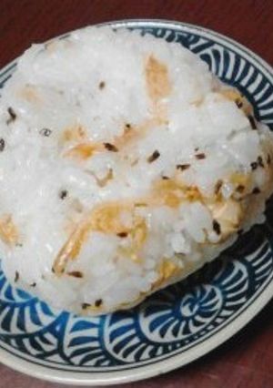 桜えびの香ばしおにぎり-レシピのメイン写真