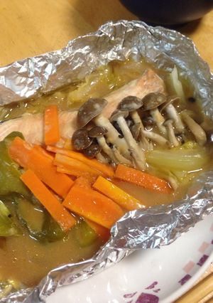 家族喜ぶ鮭のホイル焼きちゃんちゃん風-レシピのメイン写真