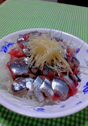 簡単♪活きのいい秋刀魚☆裁いてトロ刺身-レシピのメイン写真