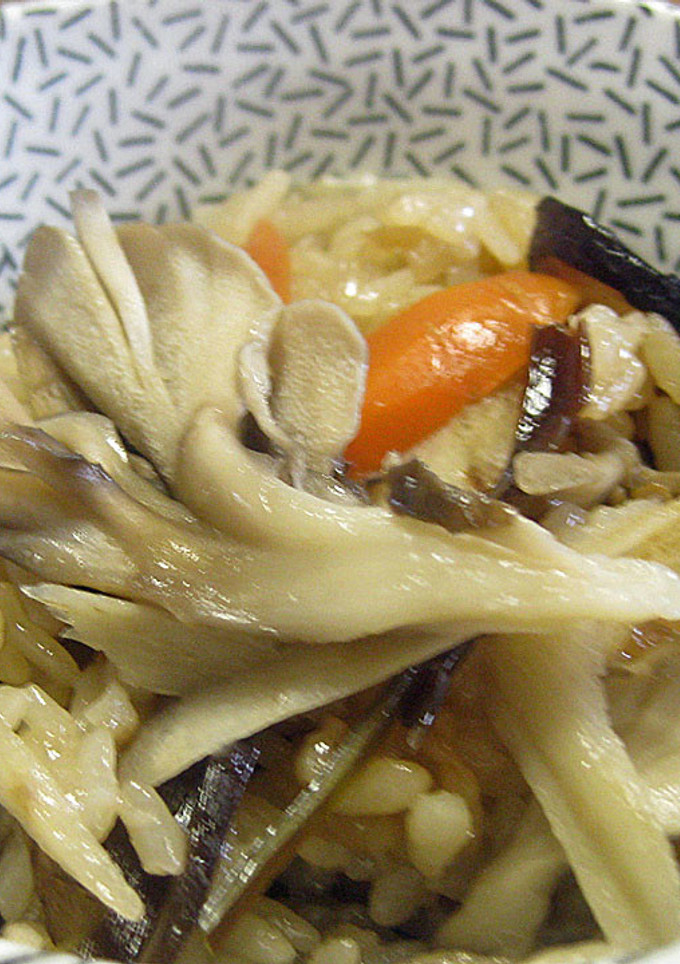 炊飯器でマイタケ五目おこわ-レシピのメイン写真