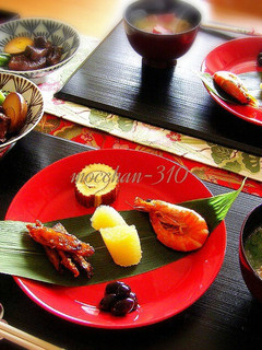 白味噌お雑煮*関西風丸餅 おせちと一緒に-レシピのメイン写真