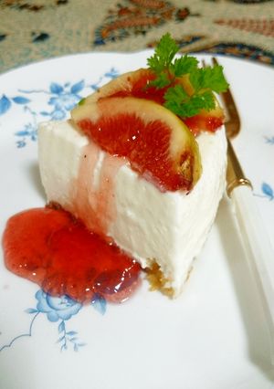 いちじくとレアチーズケーキの絶妙なコラボ-レシピのメイン写真