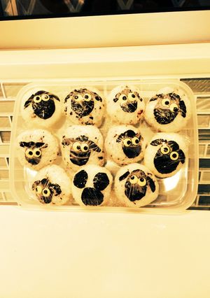 簡単おにぎり。羊のショーン-レシピのメイン写真