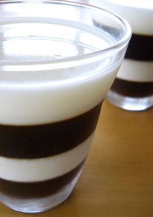 ミルクとコーヒーのしましまゼリー-レシピのメイン写真