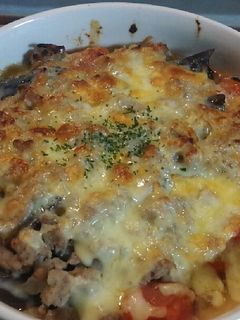 夏野菜 トマトと茄子のシンプルグラタン-レシピのメイン写真