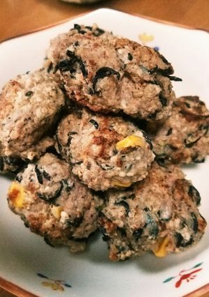 こどもが喜ぶ♪ひじきとコーン入り肉団子-レシピのメイン写真