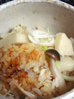 土鍋で簡単おこげ☆秋のきのこご飯-レシピのメイン写真